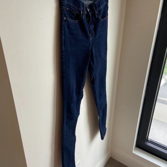 Levis 311 Skinny Shaping Jeans - Picture 5 of 9